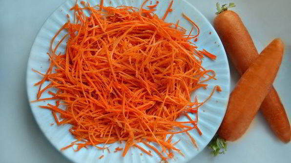 овощной салат с киноа