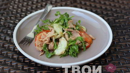 Овощной салат с тунцом