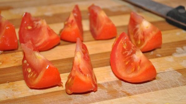 овощной салат с творожными шариками краски лета