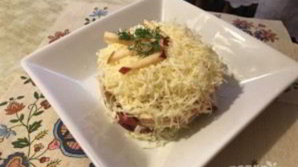 салат француженка с репчатым луком