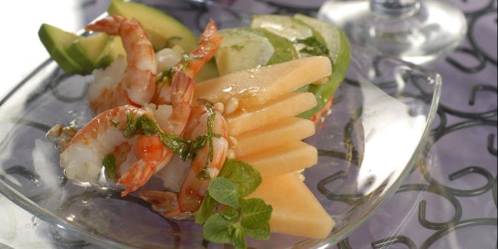 Рецепт салат из дыни, авокадо и креветок