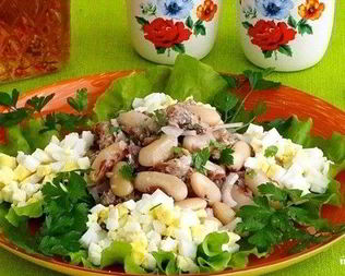 Салат из консервированной сардины