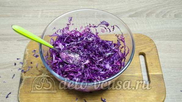 салат из краснокочанной капусты
