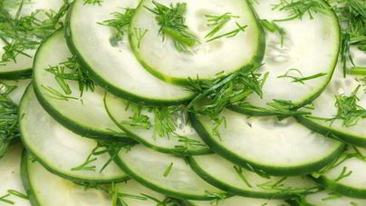 Салат из огурцов с укропом