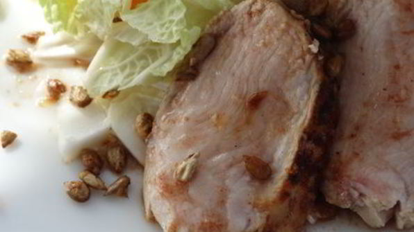 салат из пекинской капусты с апельсином и куриной грудкой