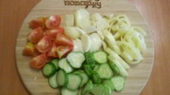 салат из помидоров и огурцов на зиму