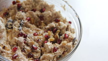 Салат из рыбных консервов