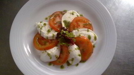 Салат Каприз