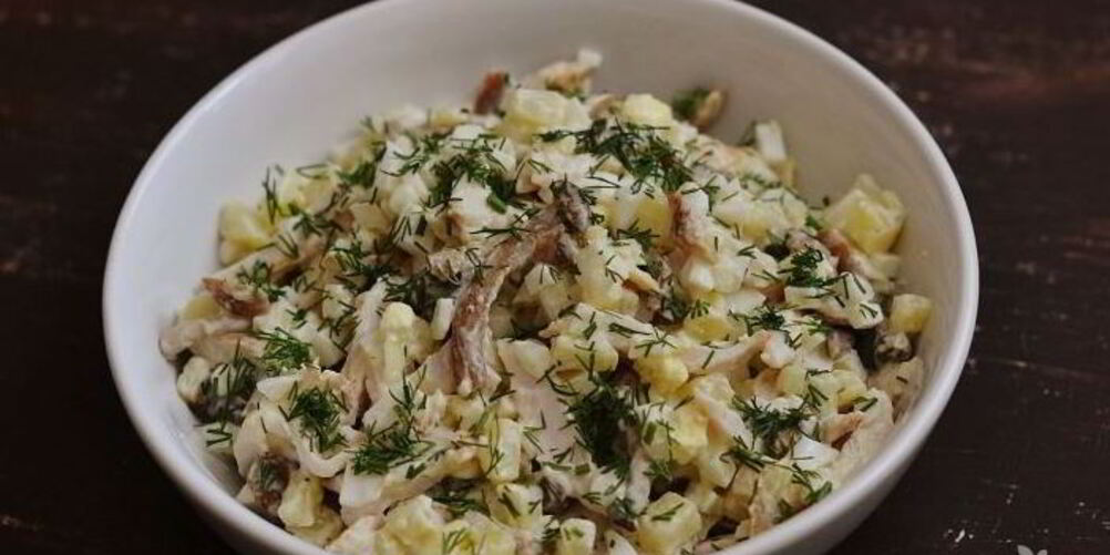 Рецепт салат с грудкой и грибами