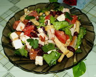 Салат с копченой куриной грудкой