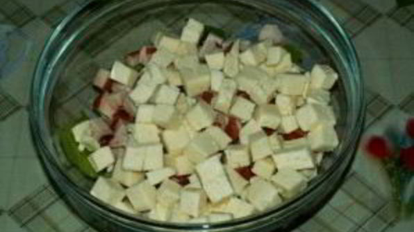 салат с копченой куриной грудкой