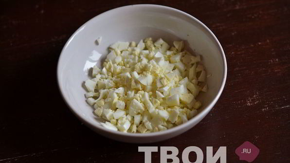 салат с курицей и орехами