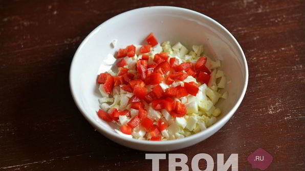 салат с курицей и орехами