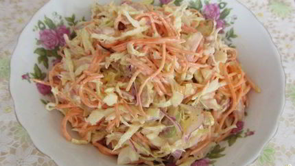 Салат с морковкой и курицей