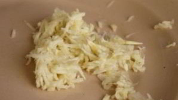 салат с пекинской капустой и сухариками