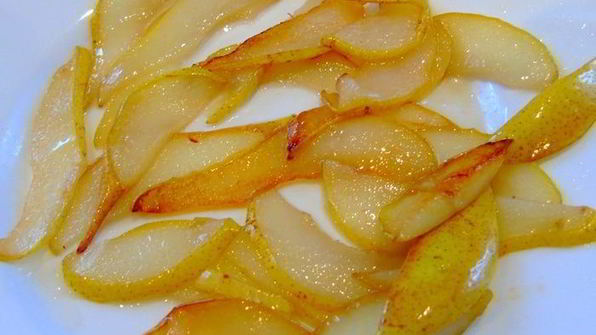 салат с руколой и грушей