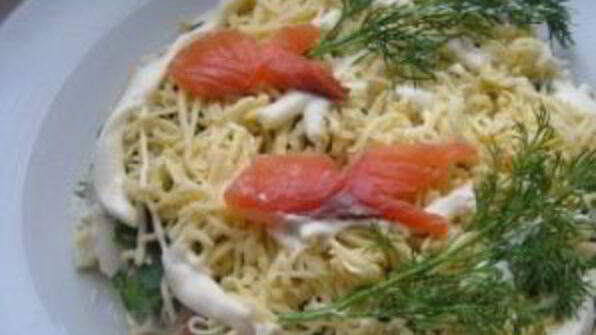 салат с соленой семгой