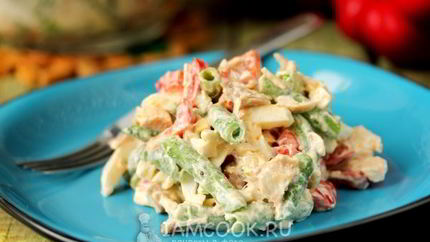 Салат Шедевр с курицей и сладким перцем