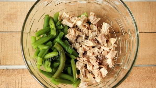 салат шедевр с курицей и сладким перцем