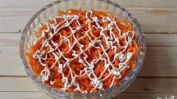 салат слоями с курицей