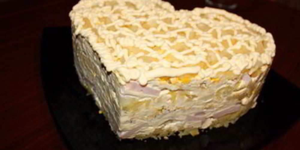 Рецепт слоеный салат с ветчиной и ананасами