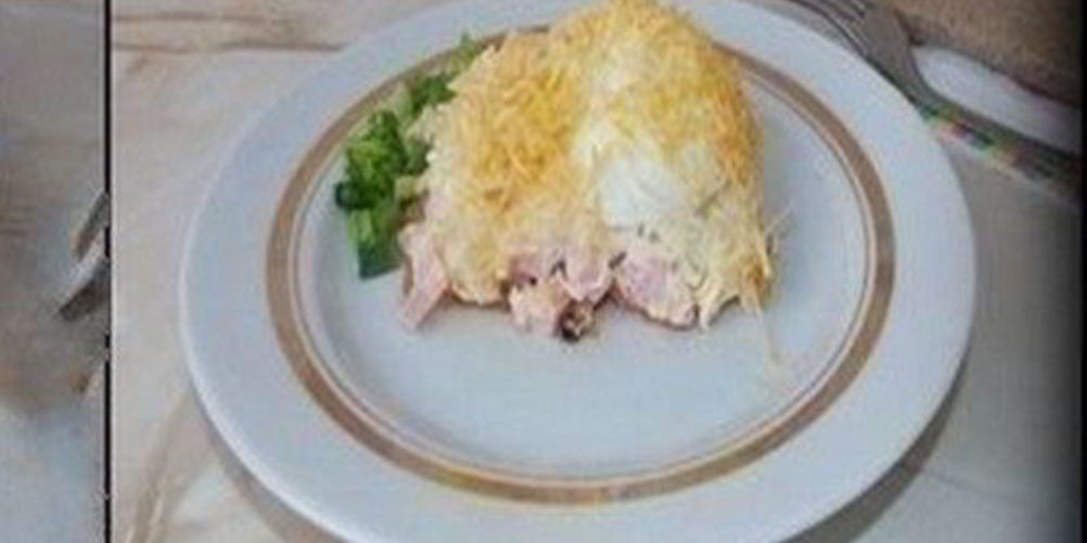 Рецепт слоеный салат сугроб с колбасой