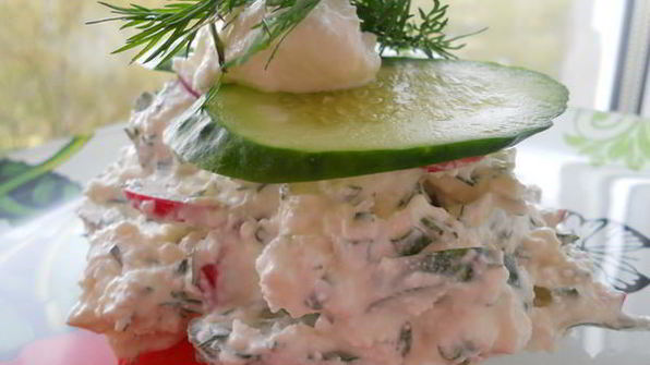 весенний салат с творогом