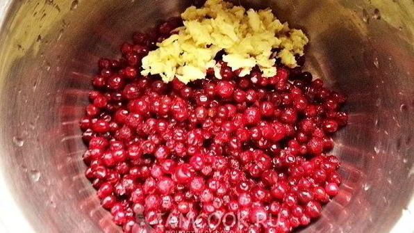 брусничный соус к мясу