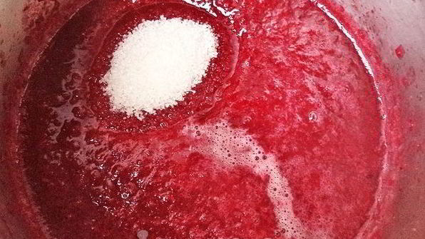 брусничный соус к мясу