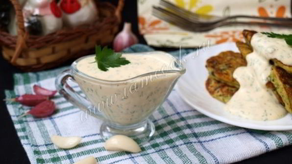 чесночный соус