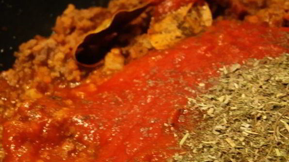 мясной соус болоньезе