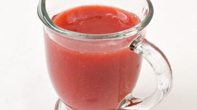 Соус для десерта из клубники и томатов