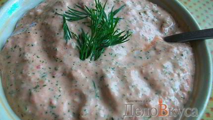 Соус из майонеза, помидор и чеснока