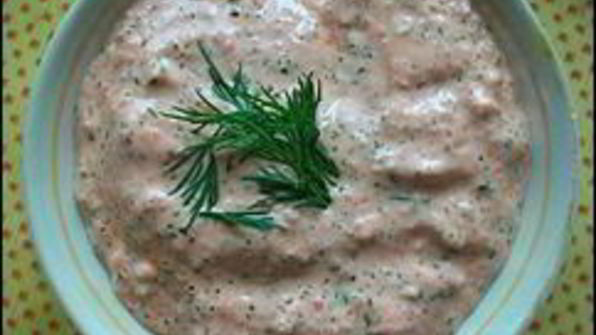 соус из майонеза, помидор и чеснока