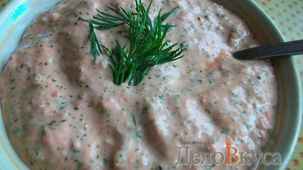 соус из майонеза, помидор и чеснока