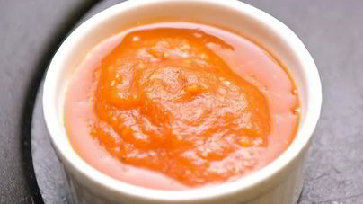 Соус из помидор и хлопьев чили