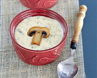 Соус из шампиньонов с петрушкой