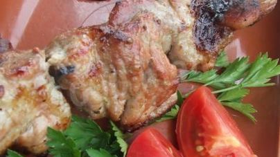 Соус из смородины к мясу и шашлыку