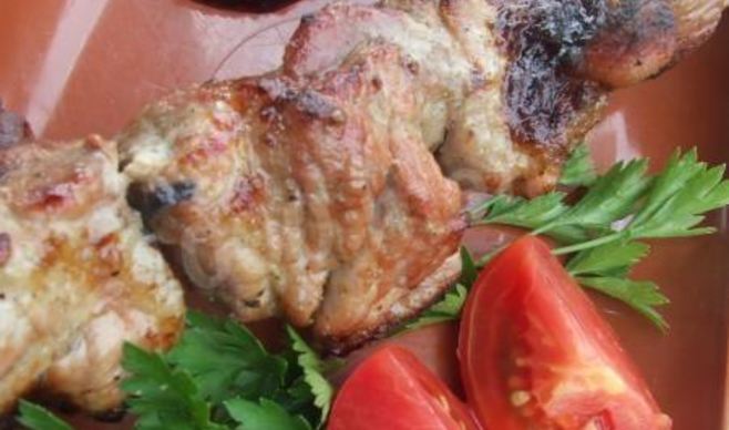 Соус из смородины к мясу и шашлыку