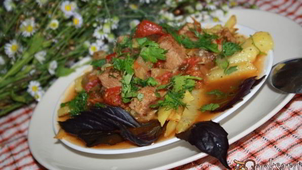 соус летний с мясом и овощами