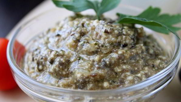 соус с брынзой и маслинами