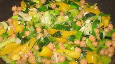 Заправка к рису, пасте из порея и перца