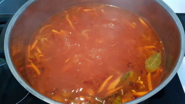 борщ на курином бульоне