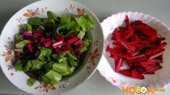 борщ с ботвой