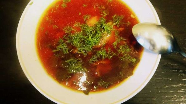 борщ с ботвой