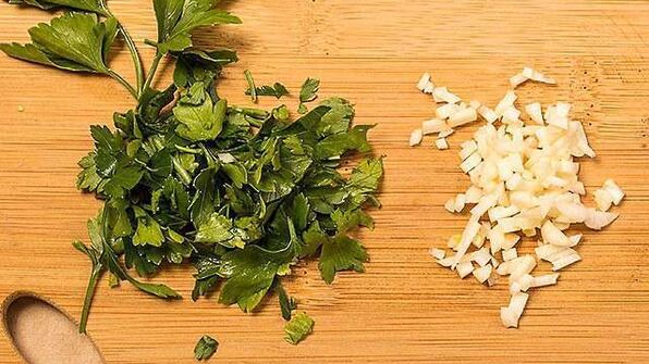 борщ с чесноком