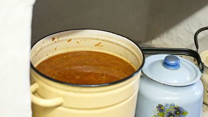 Борщ с фасолью и капустой