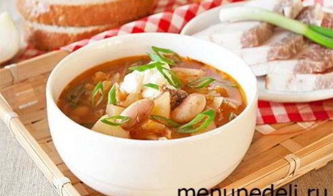 Борщ с фасолью