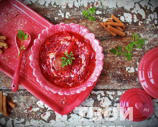 Борщ с фрикадельками