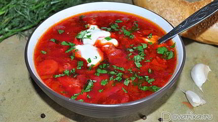 Борщ с копчеными ребрышками